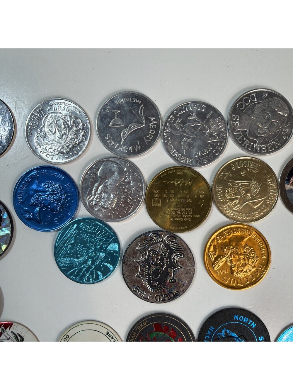 Lot Of 63 Pogs Slammers Solid Metal Plastic Cardboard Many Styles Big Value!! - Picture 12 of 14
